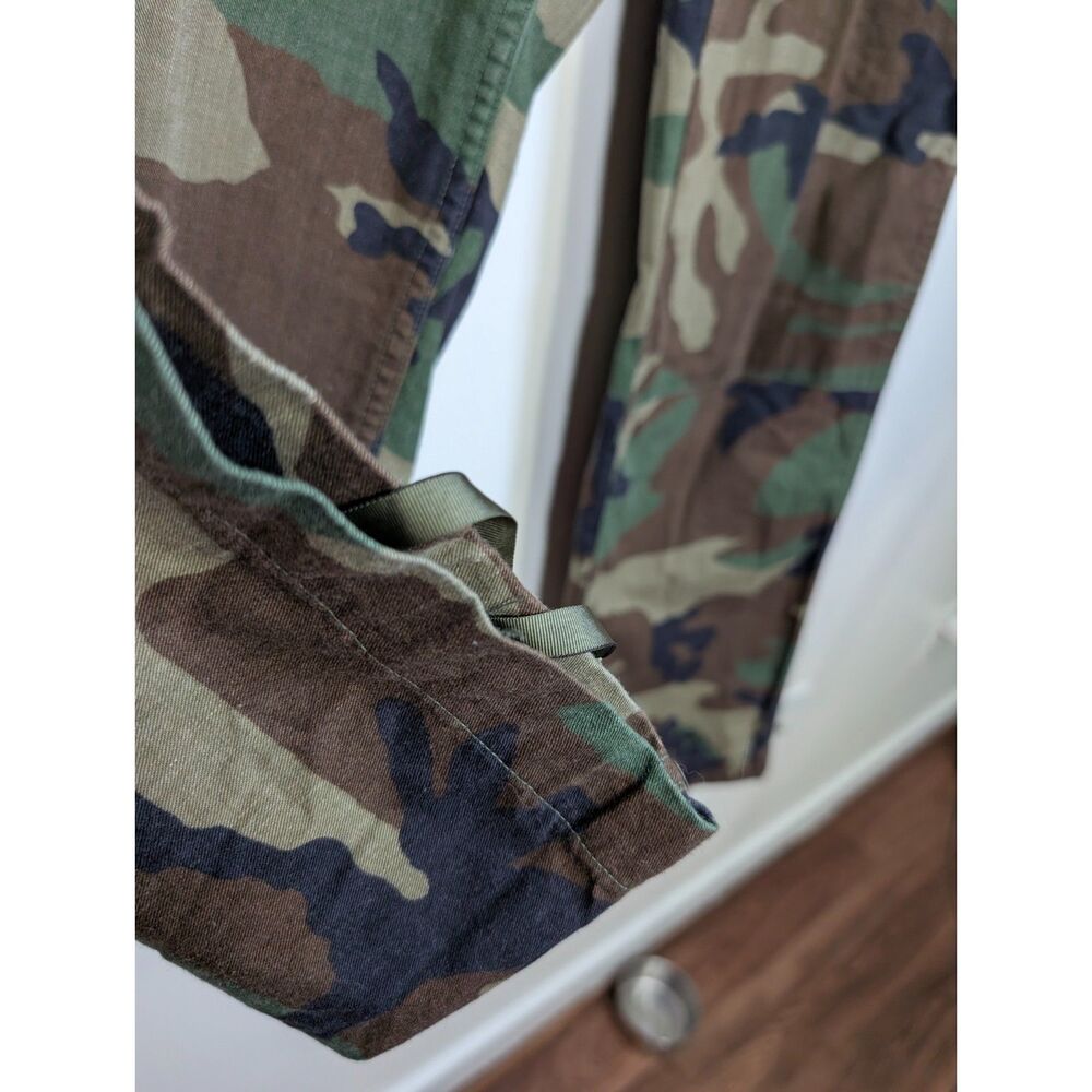 US Military Woodland Camo Cargo Pants Medium 31-35 Long Gorpcore Utility - Picture 3 of 13